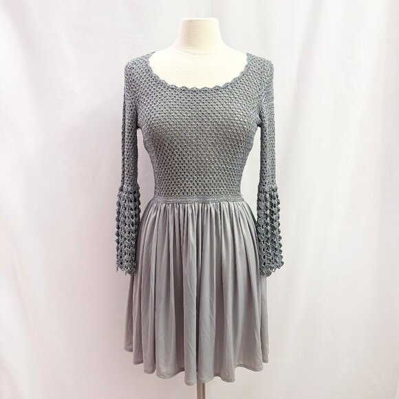 Vintage silver metallic bell sleeve crochet dress - fits like a Medium - Picture 1 of 8